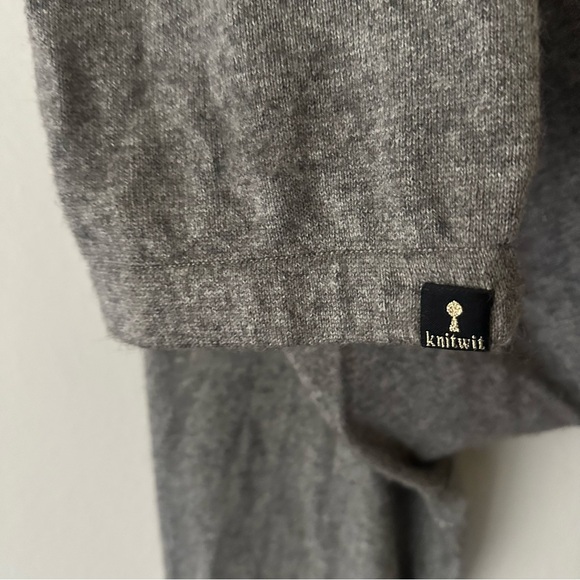 Knitwit Cashmere Silk Jogger Pants in Grey Medium - Picture 6 of 8